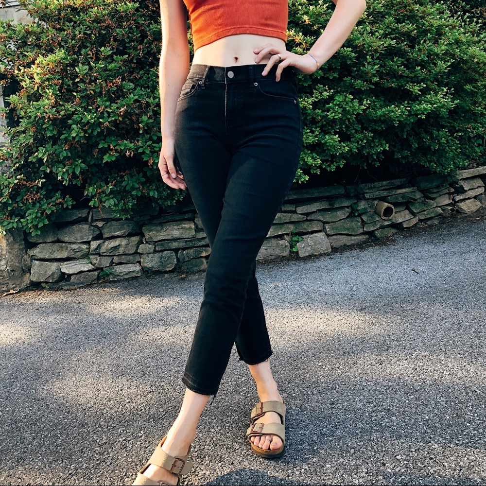 Old Navy Power Jean—Straight Black Distressed Jean